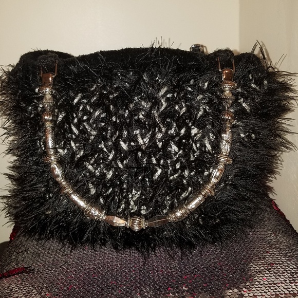 K and K Originals Handbags - BLACK🖤FUZZY BAG